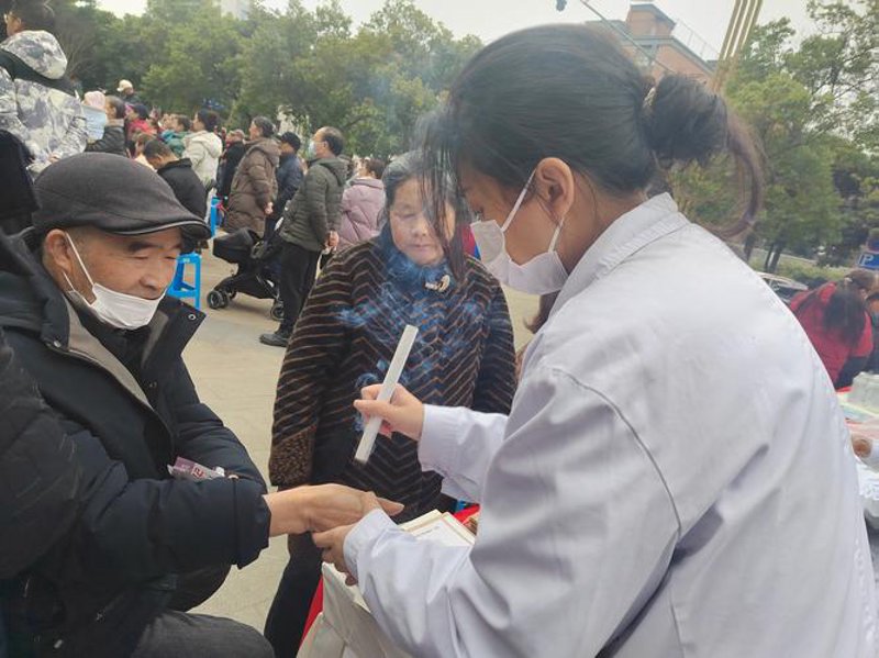 慢病管理咨询：一场与健康共舞的旅程